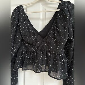 H&M Women’s Black Polka Dot V-Neck Ruffle Crop Top